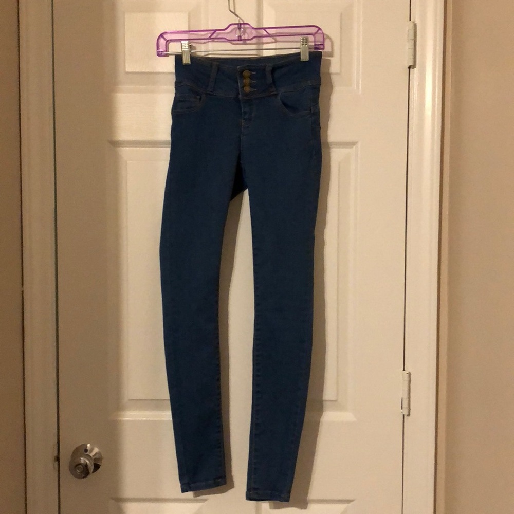 Skinny jeans